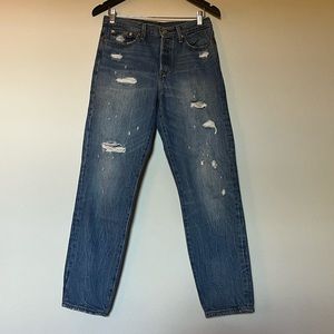 Levi’s straight leg high waisted distressed ankle jeans